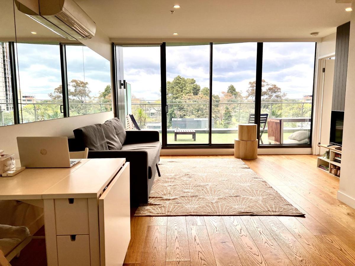 Readyset Apartments At Emerald Melbourne Buitenkant foto