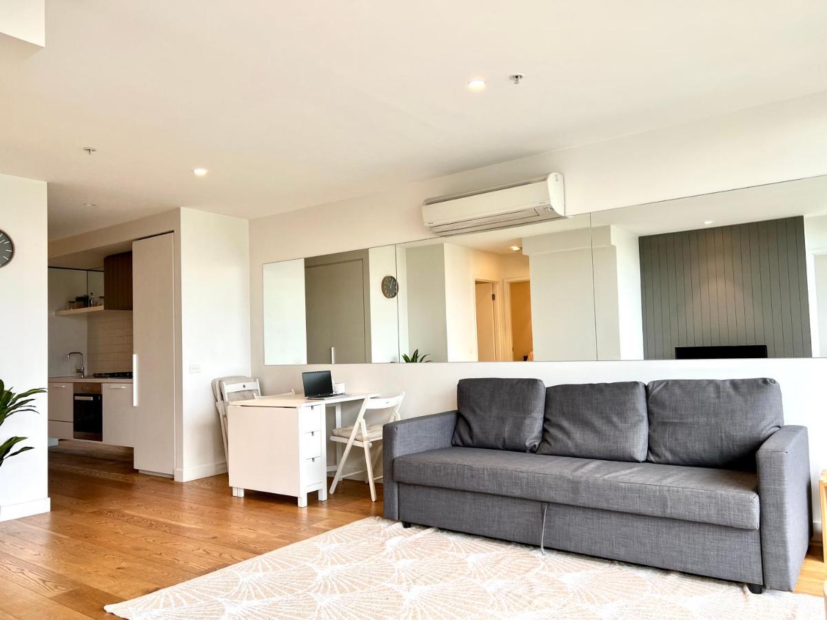 Readyset Apartments At Emerald Melbourne Buitenkant foto