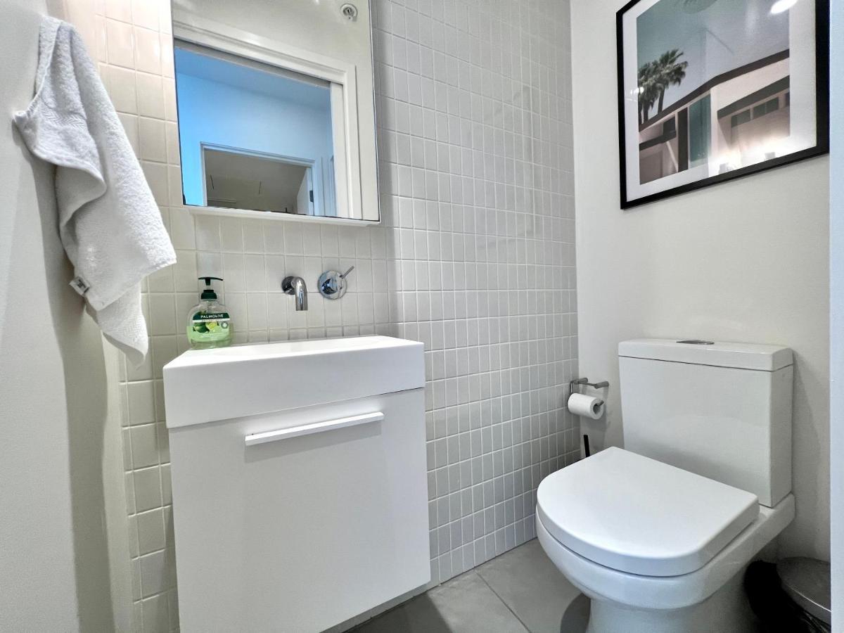 Readyset Apartments At Emerald Melbourne Buitenkant foto